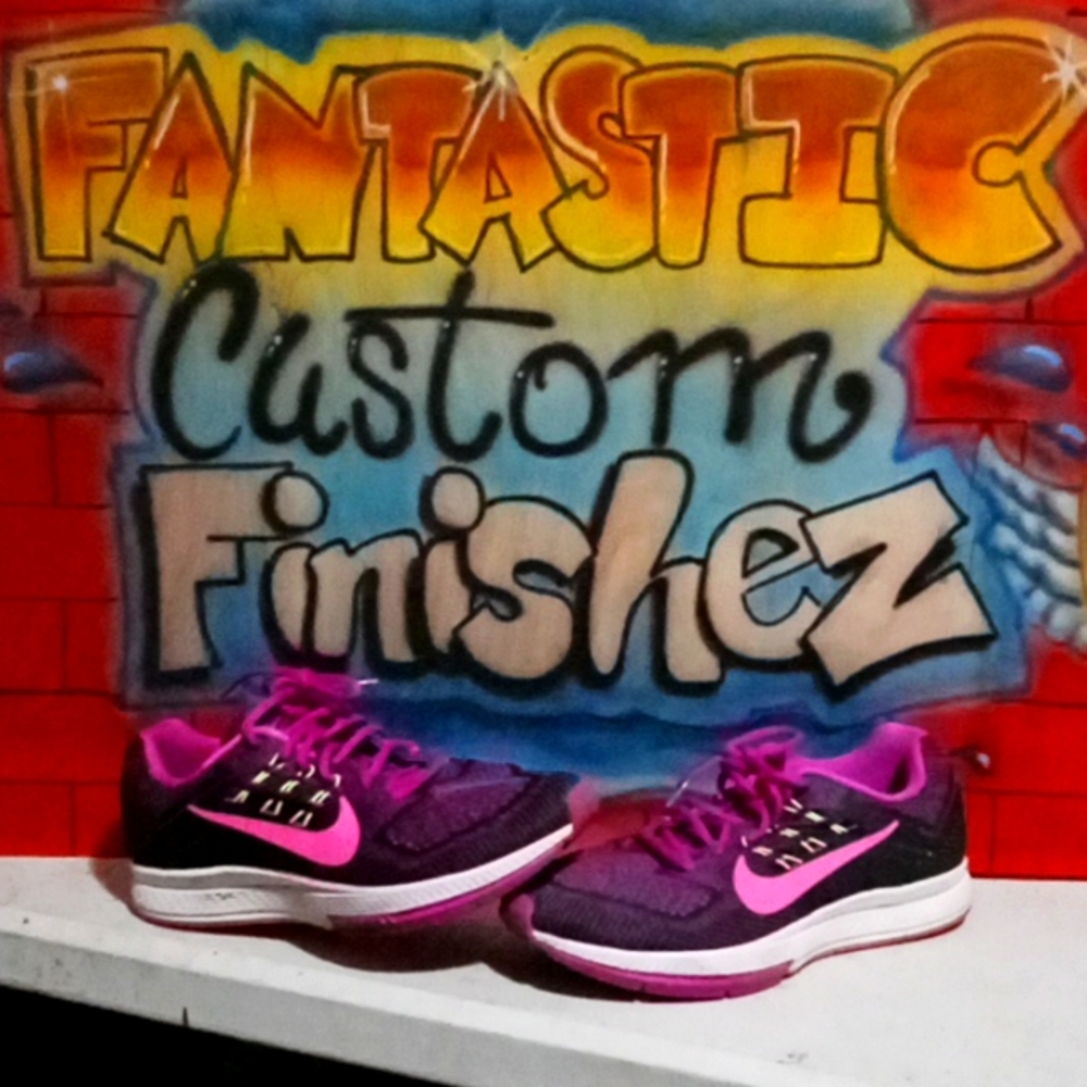 Lady's Nike running shoes